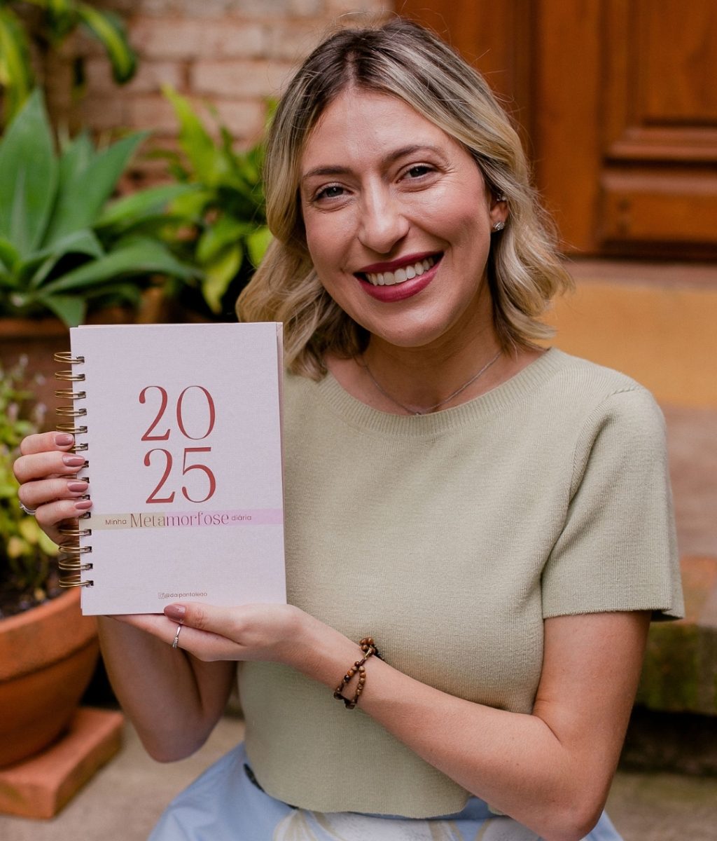 Daiana Pantaleão - Planner Minha Metamorfose Diária 2025 - Planner Terapêutico